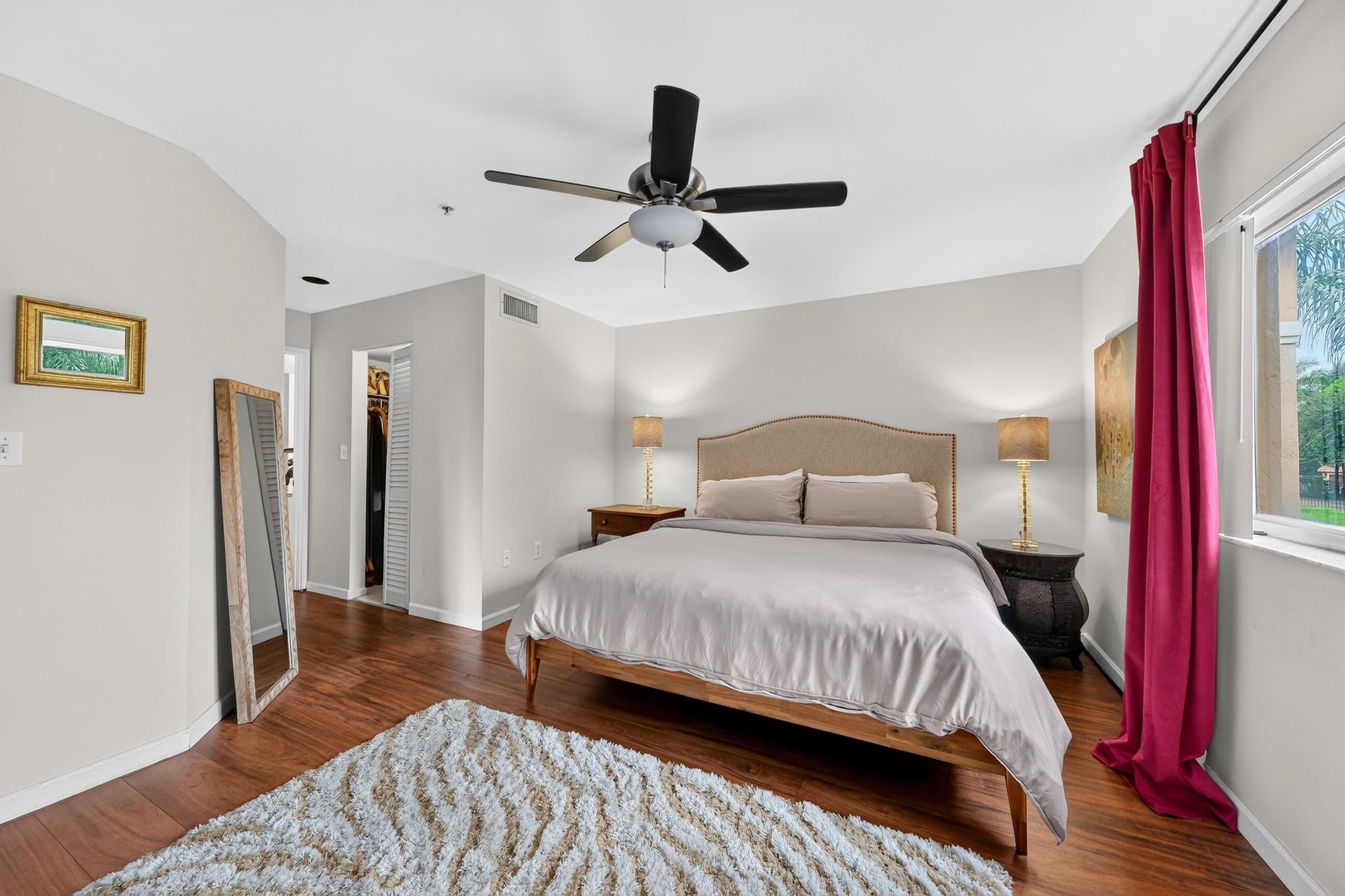 Unit 108 photo 17