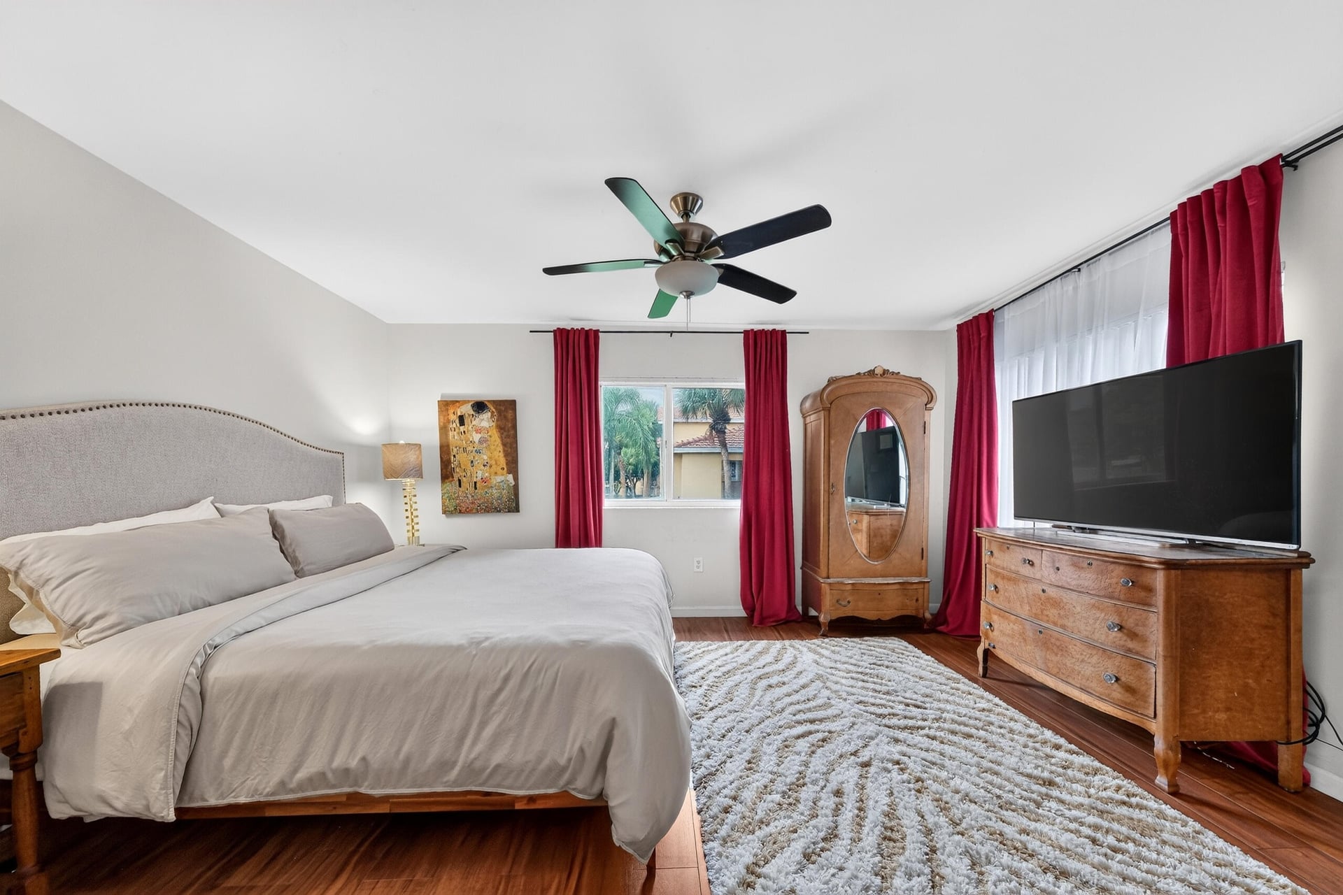 Unit 108 photo 18