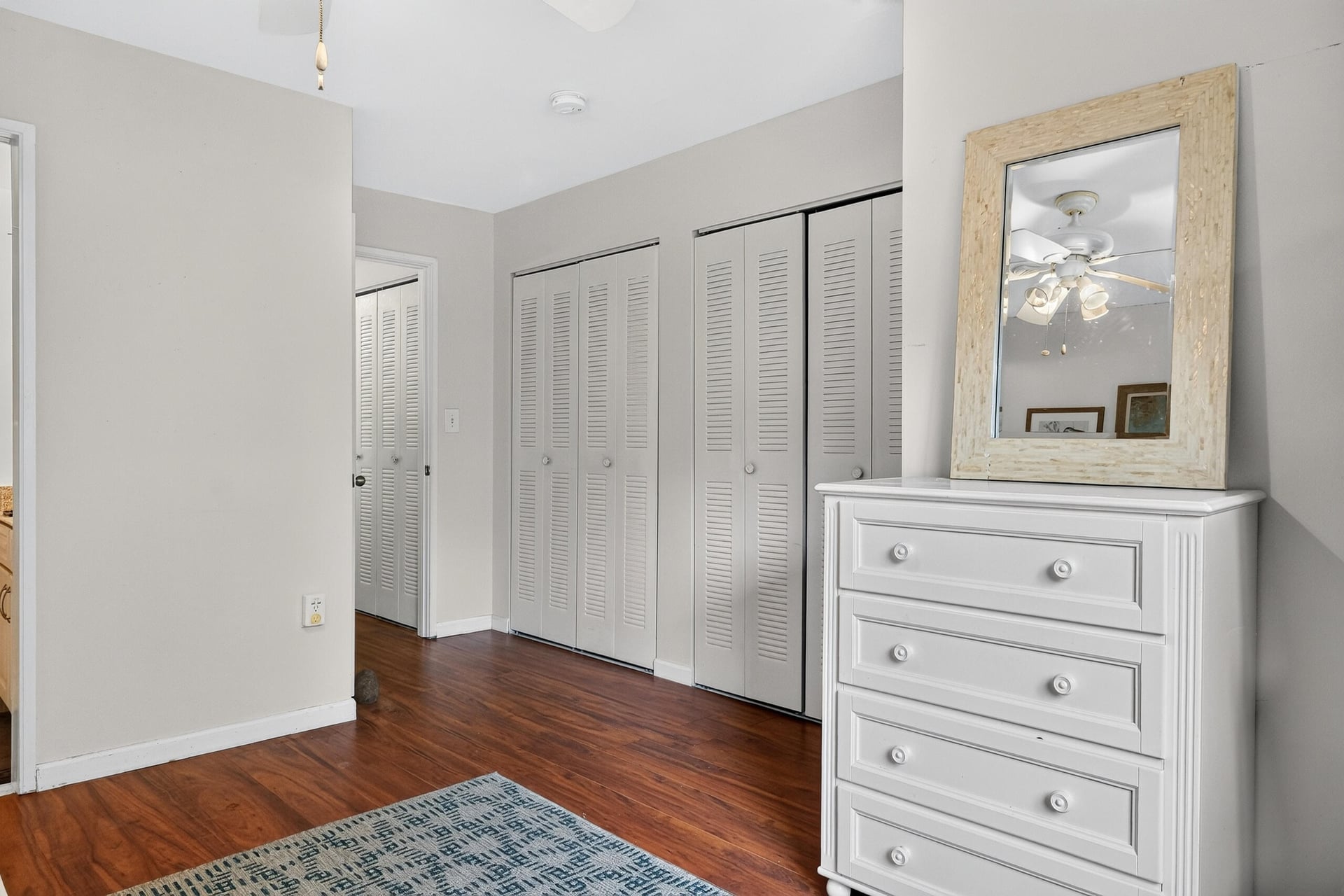 Unit 108 photo 32