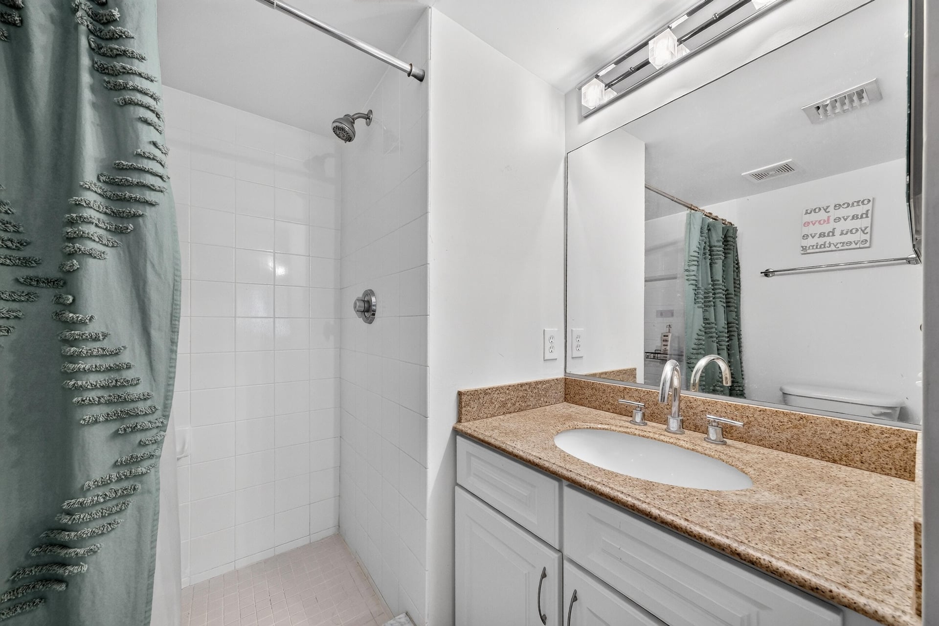Unit 108 photo 33