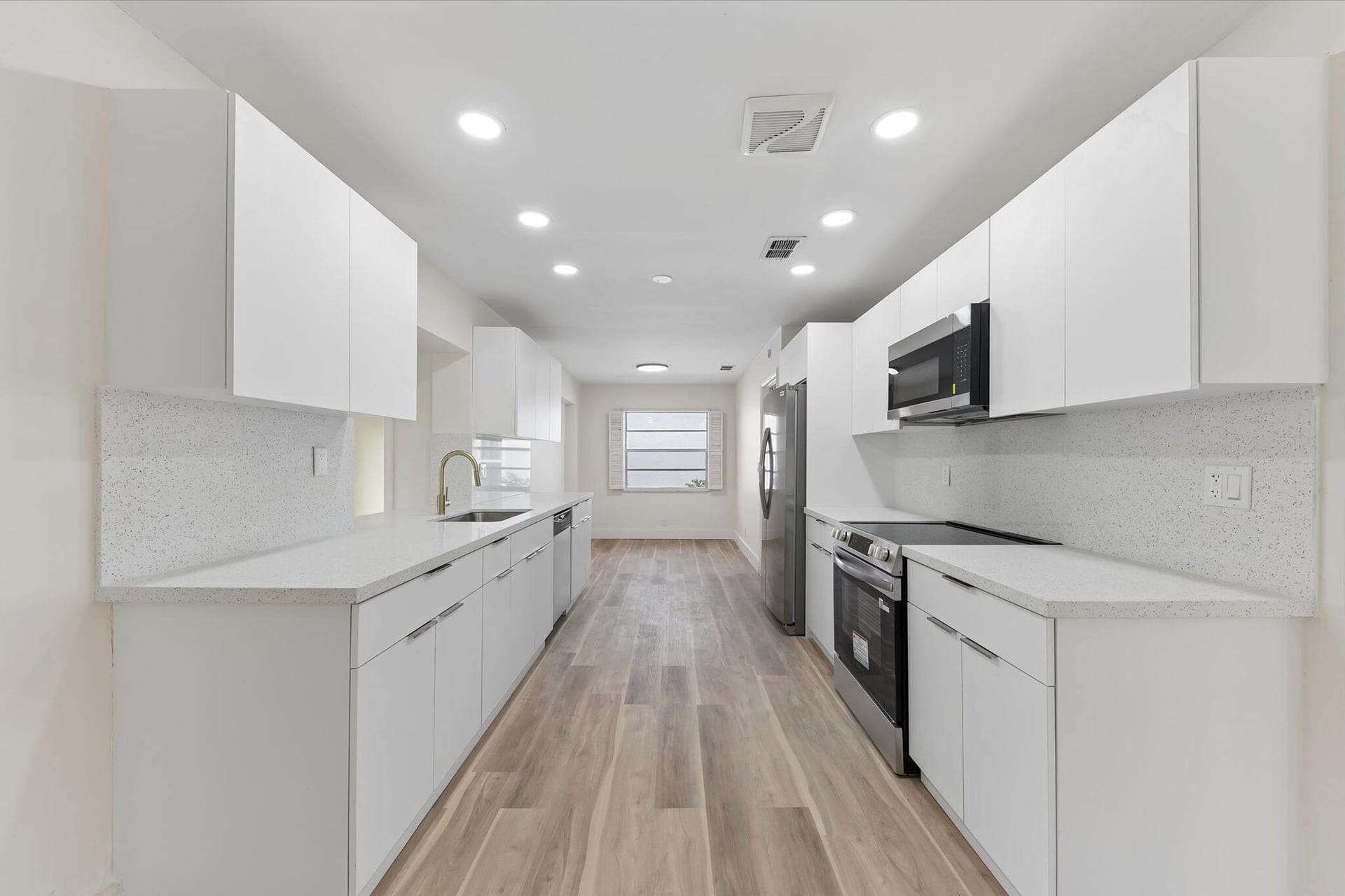  Residence photo 10
