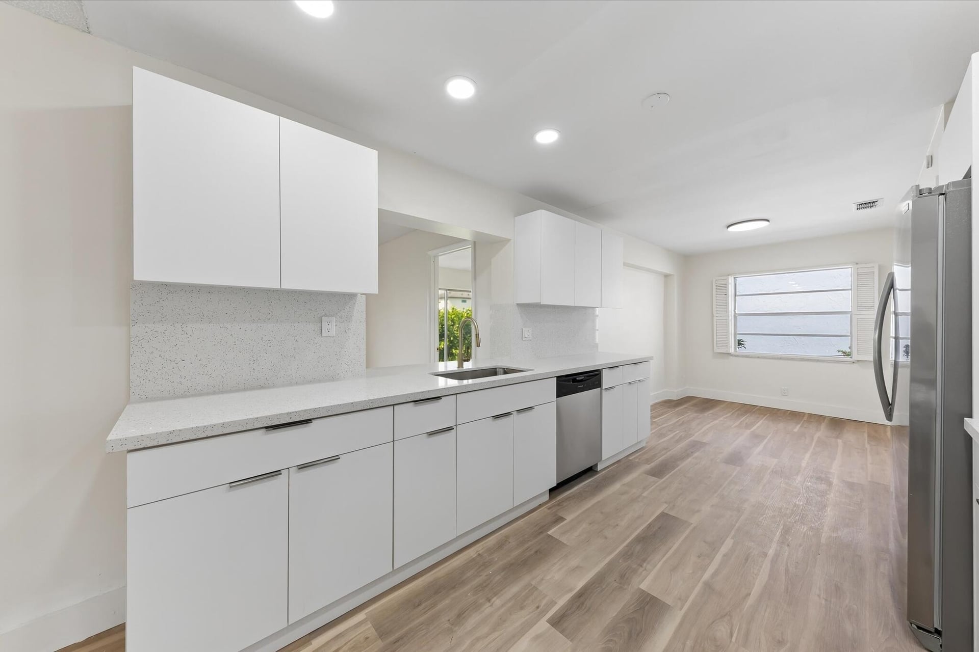  Residence photo 12