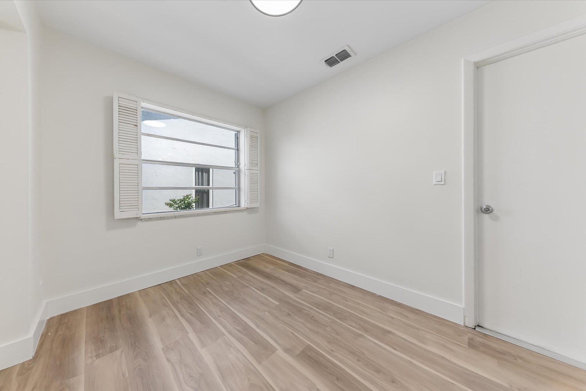  Residence photo 16