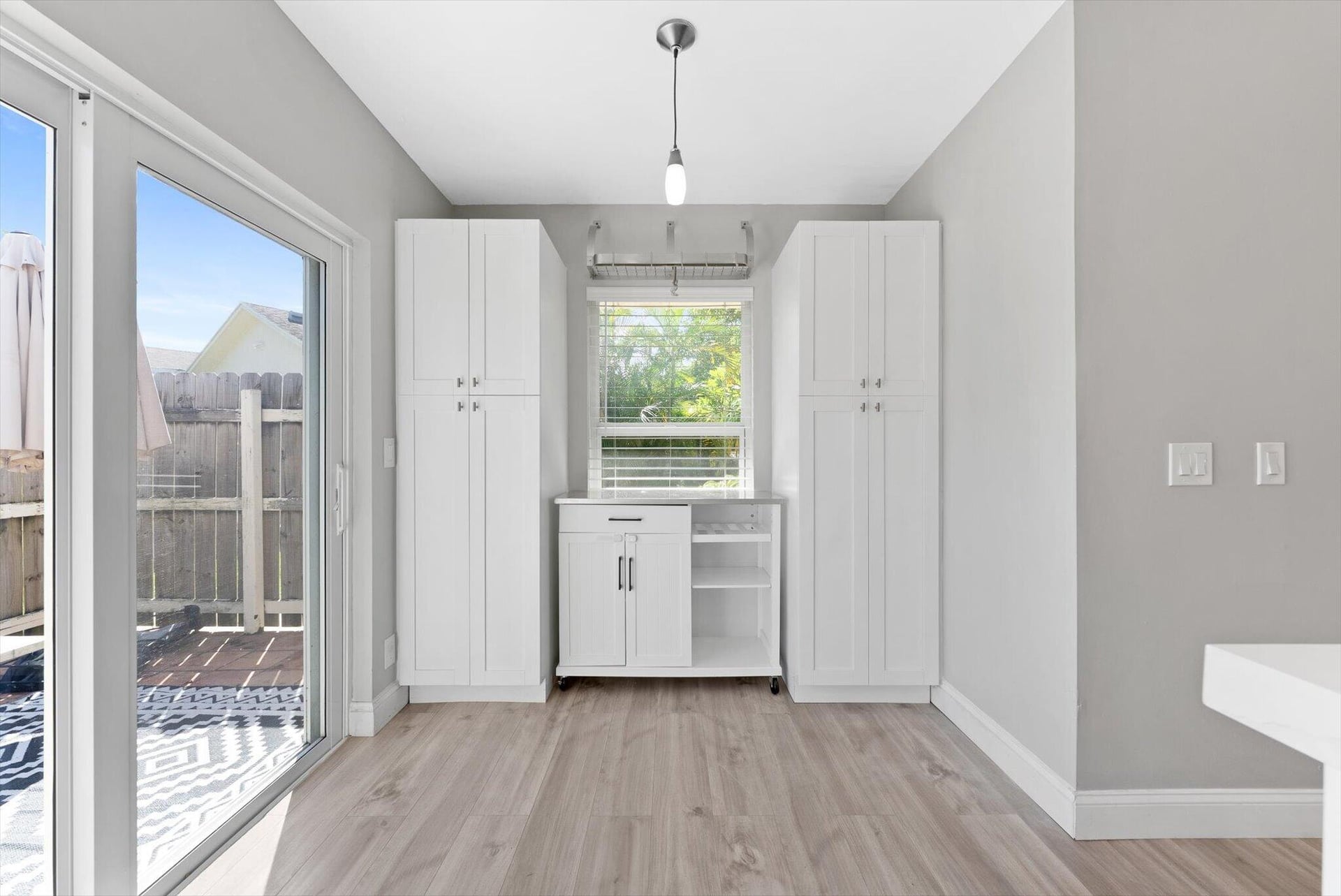  Residence photo 5