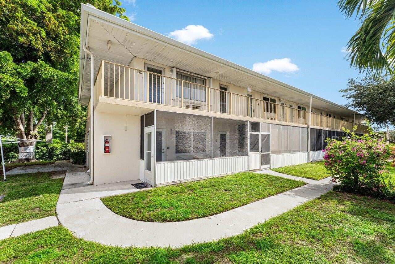 Unit Unit 6 photo 27