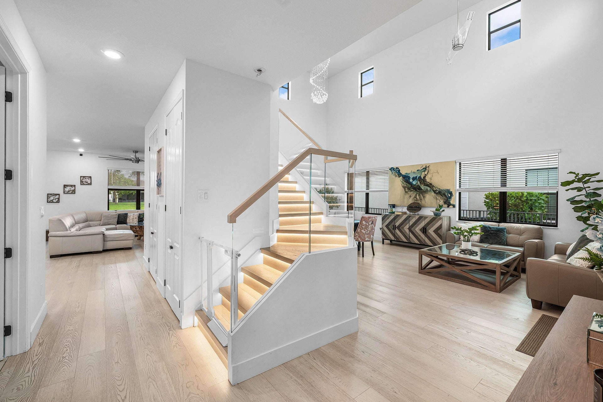  Residence photo 4