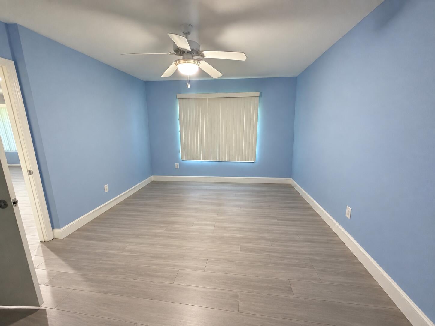 Unit 206 photo 5