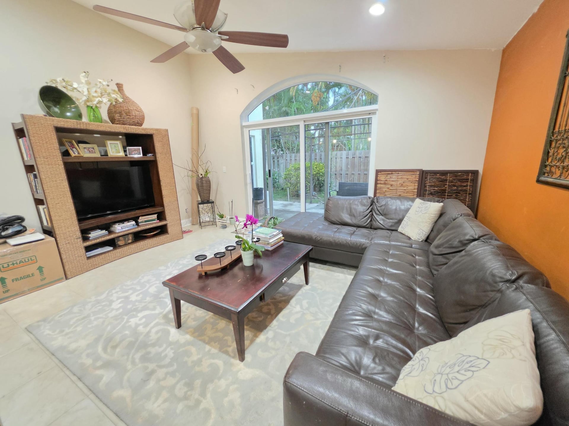 Residence photo 8