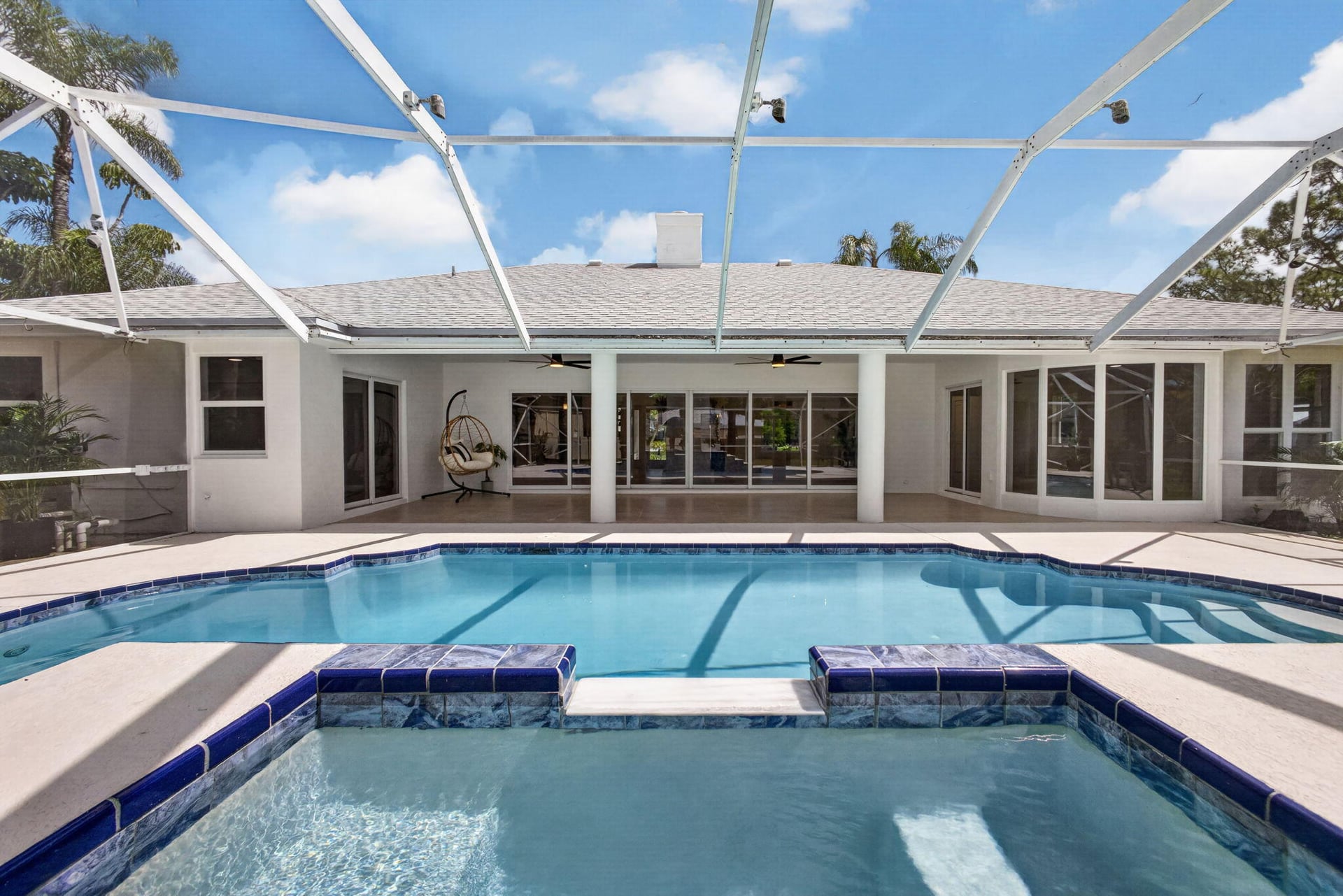  Residence photo 48