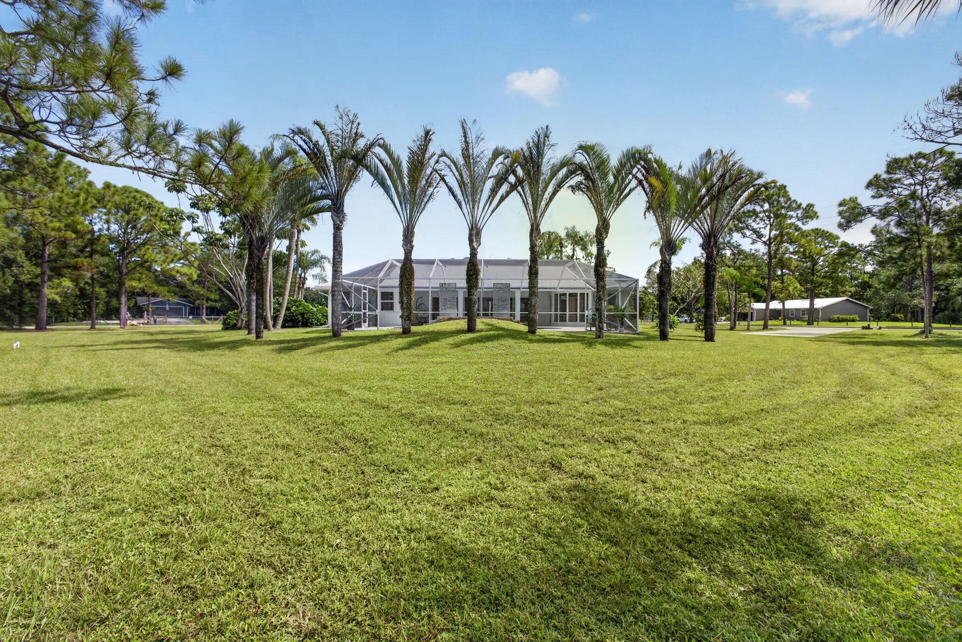  Residence photo 50