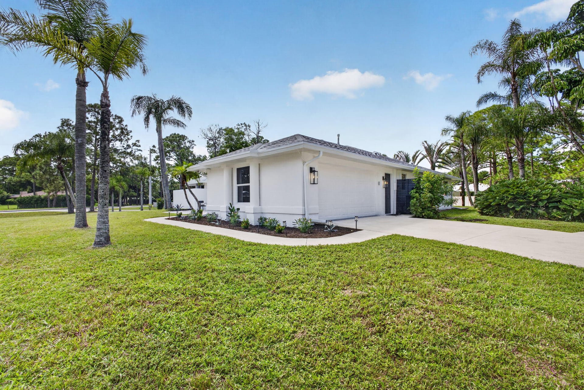  Residence photo 56