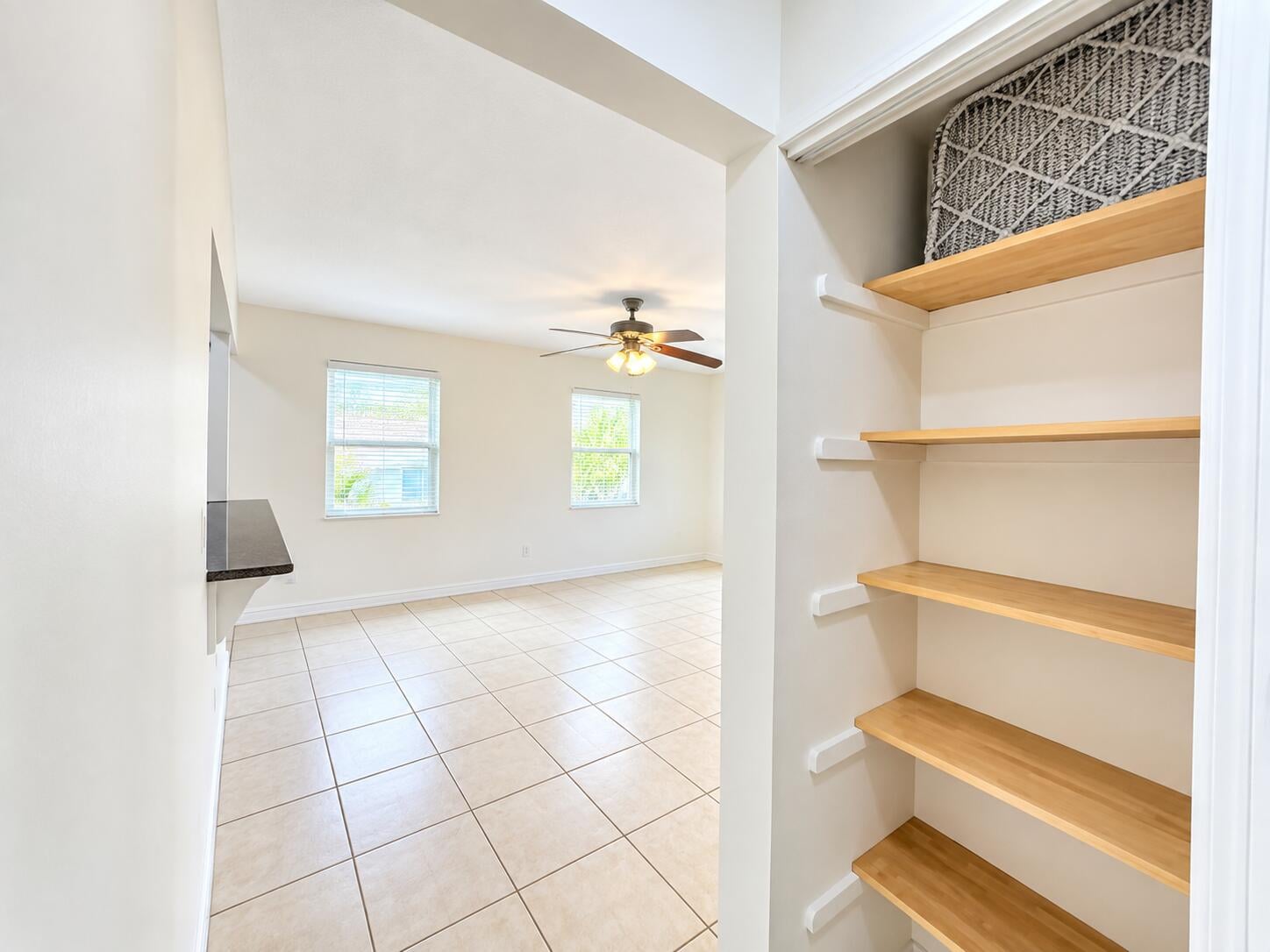  Residence photo 8