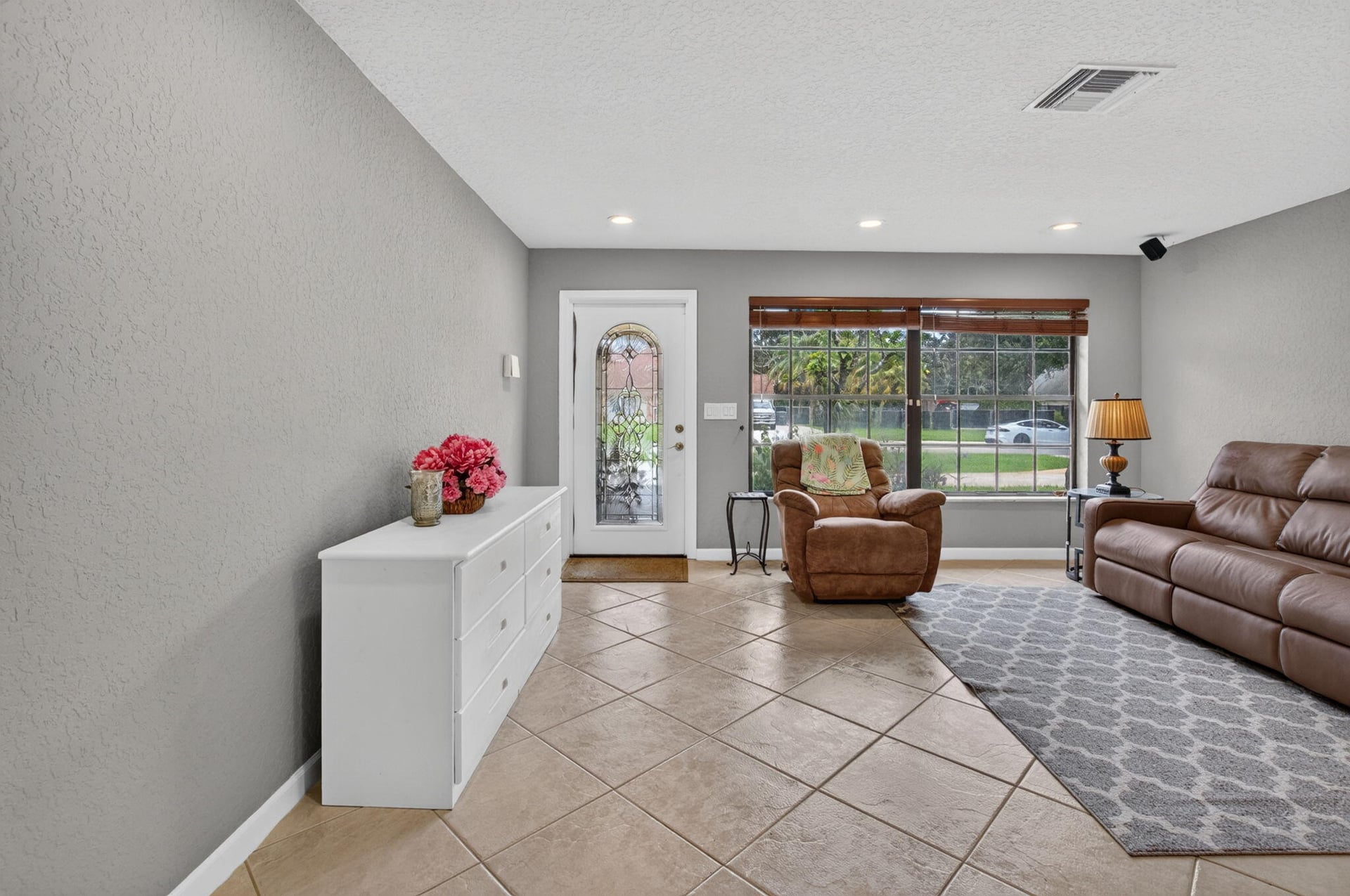 Residence photo 6