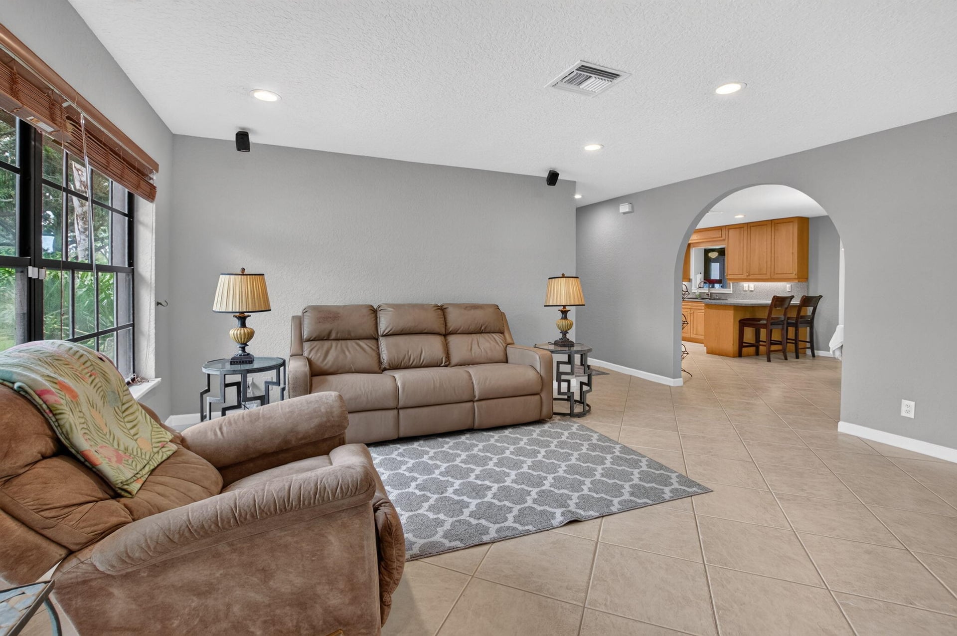 Residence photo 9