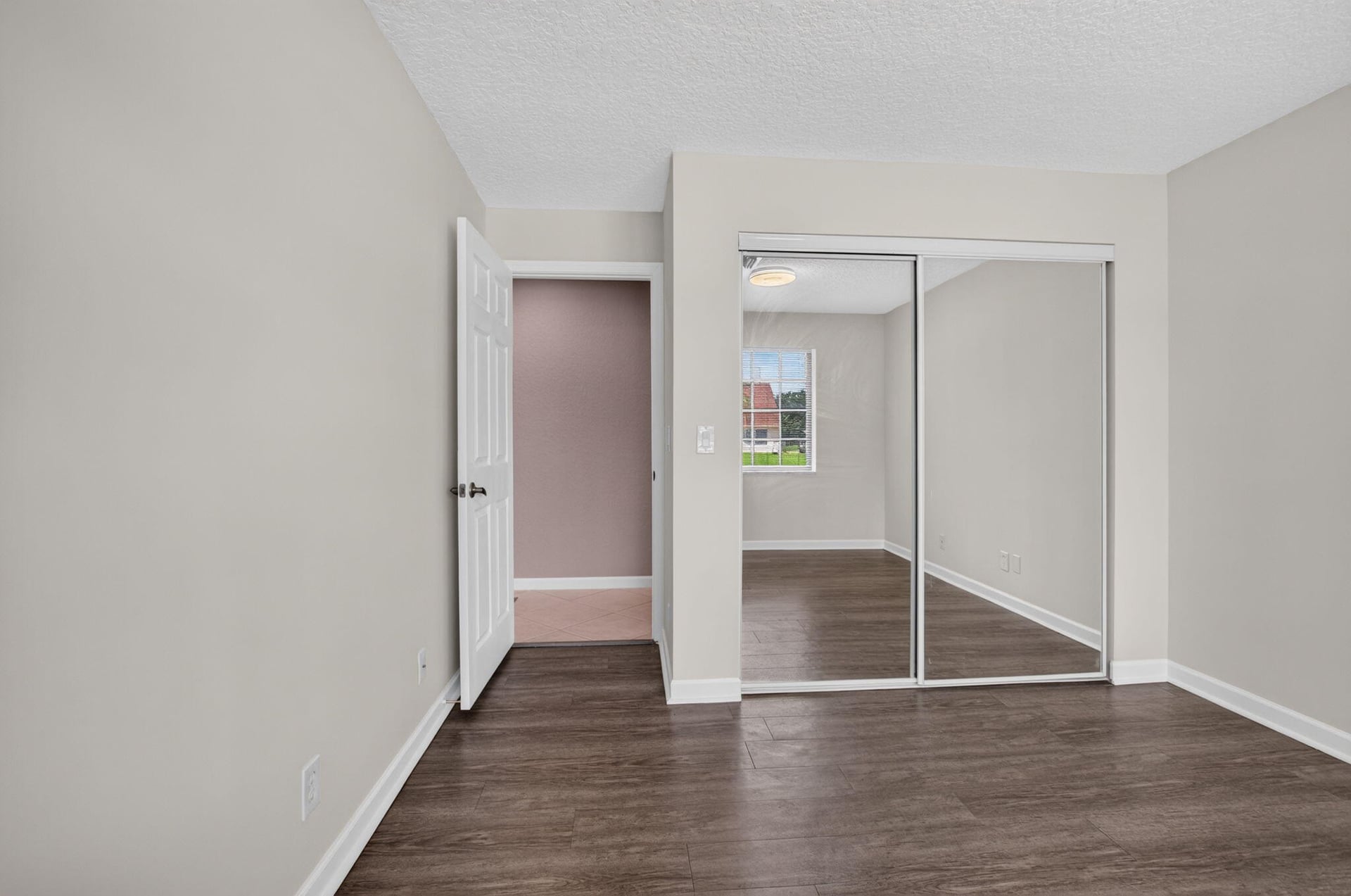 Residence photo 27