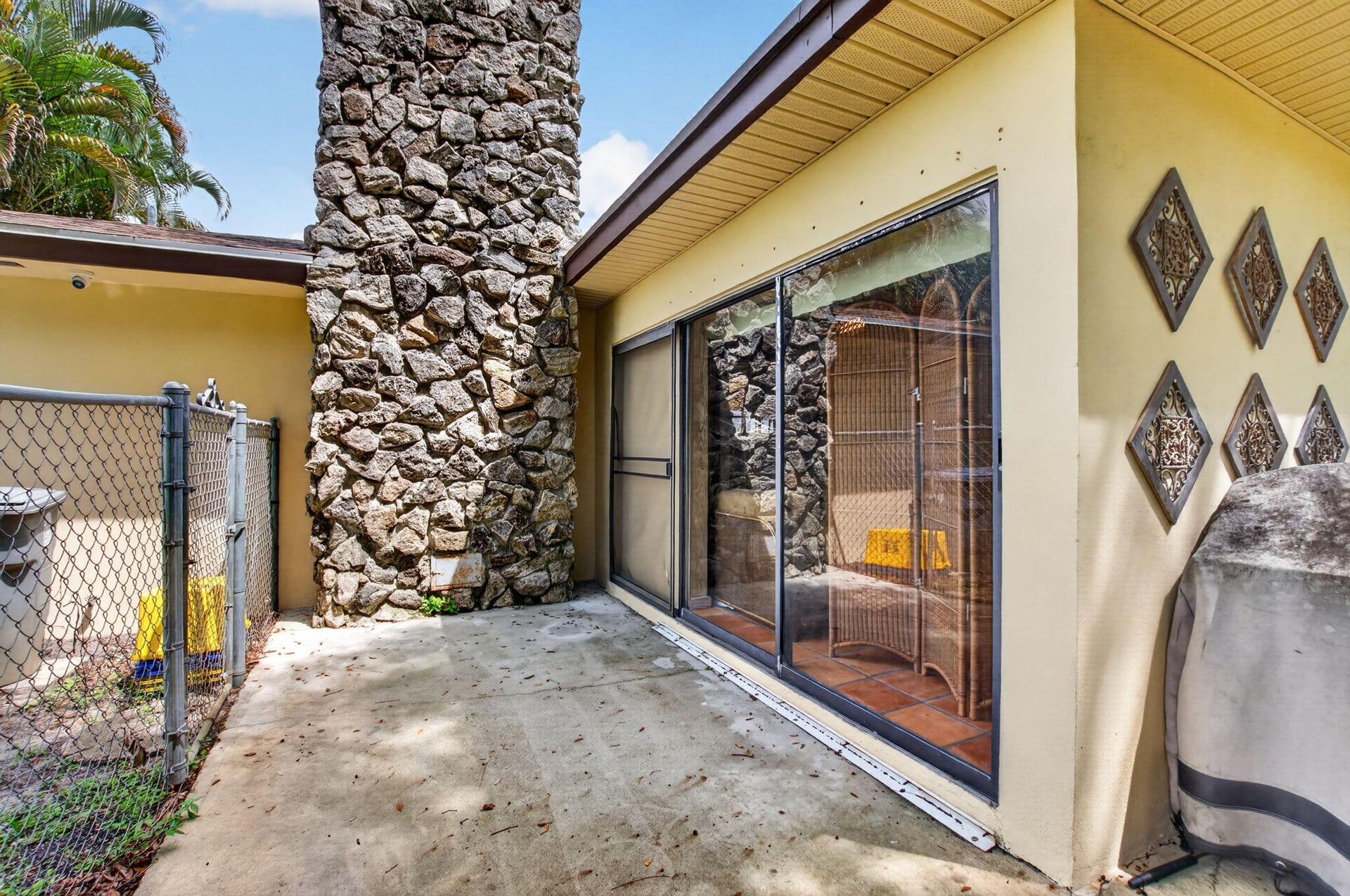 Residence photo 52