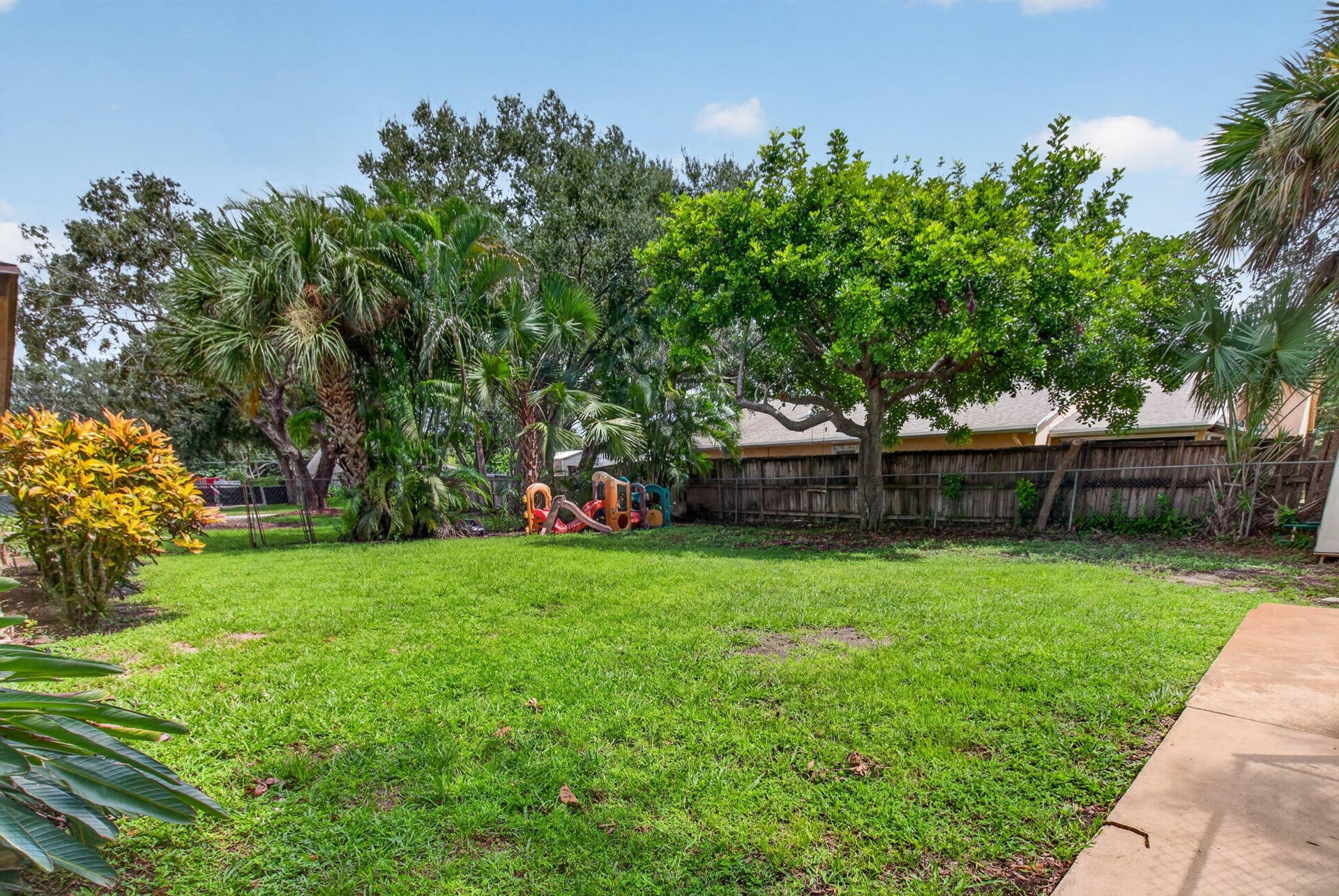 Residence photo 54
