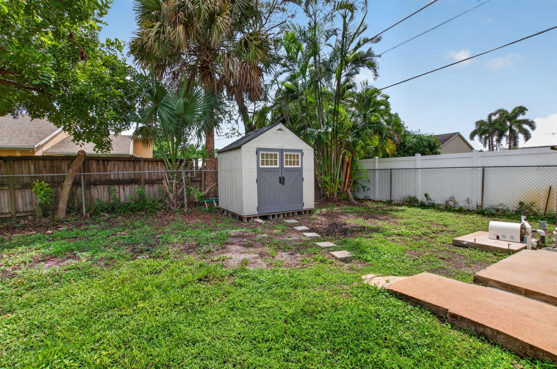 Residence photo 56