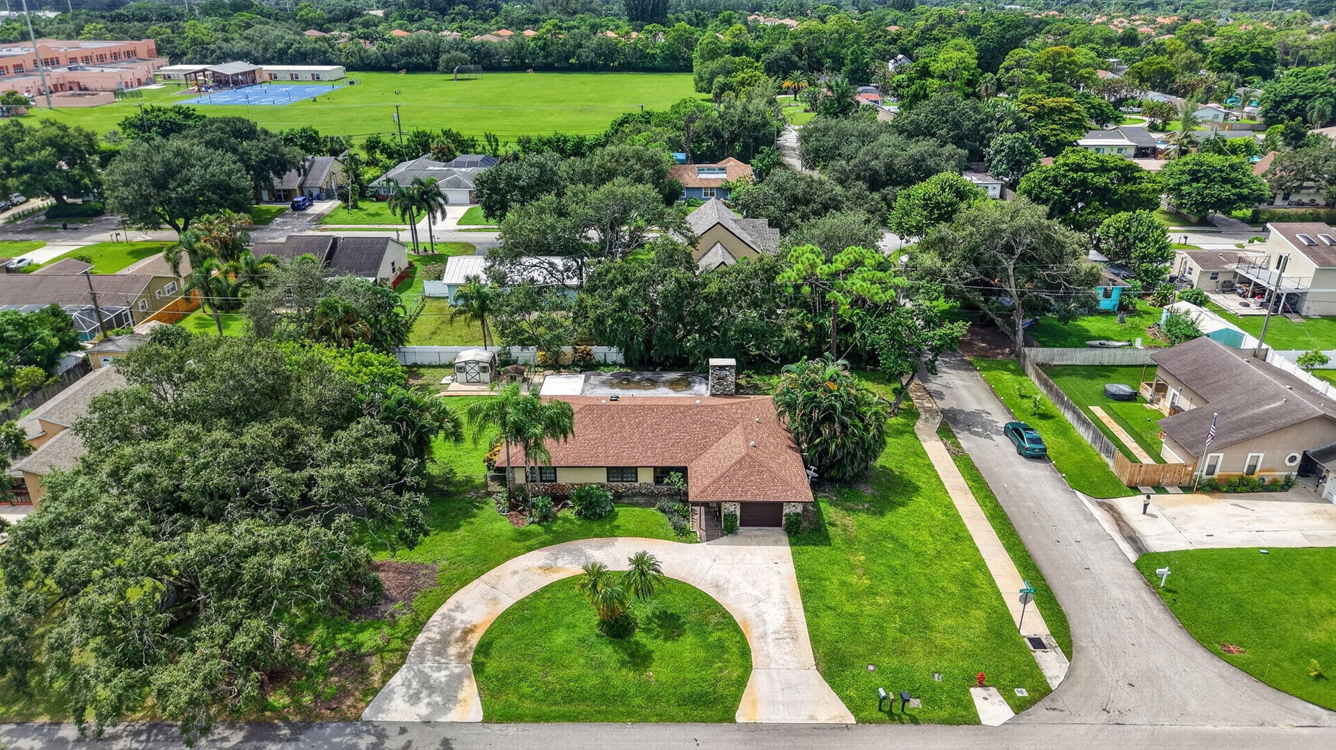 Residence photo 61