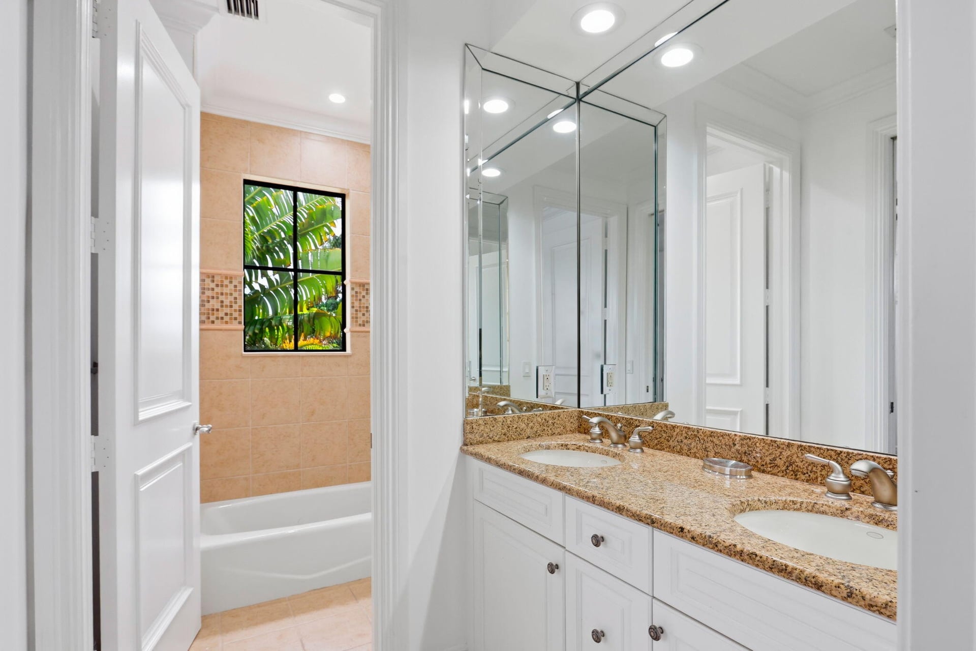 Boca Raton Riviera Residence photo 40