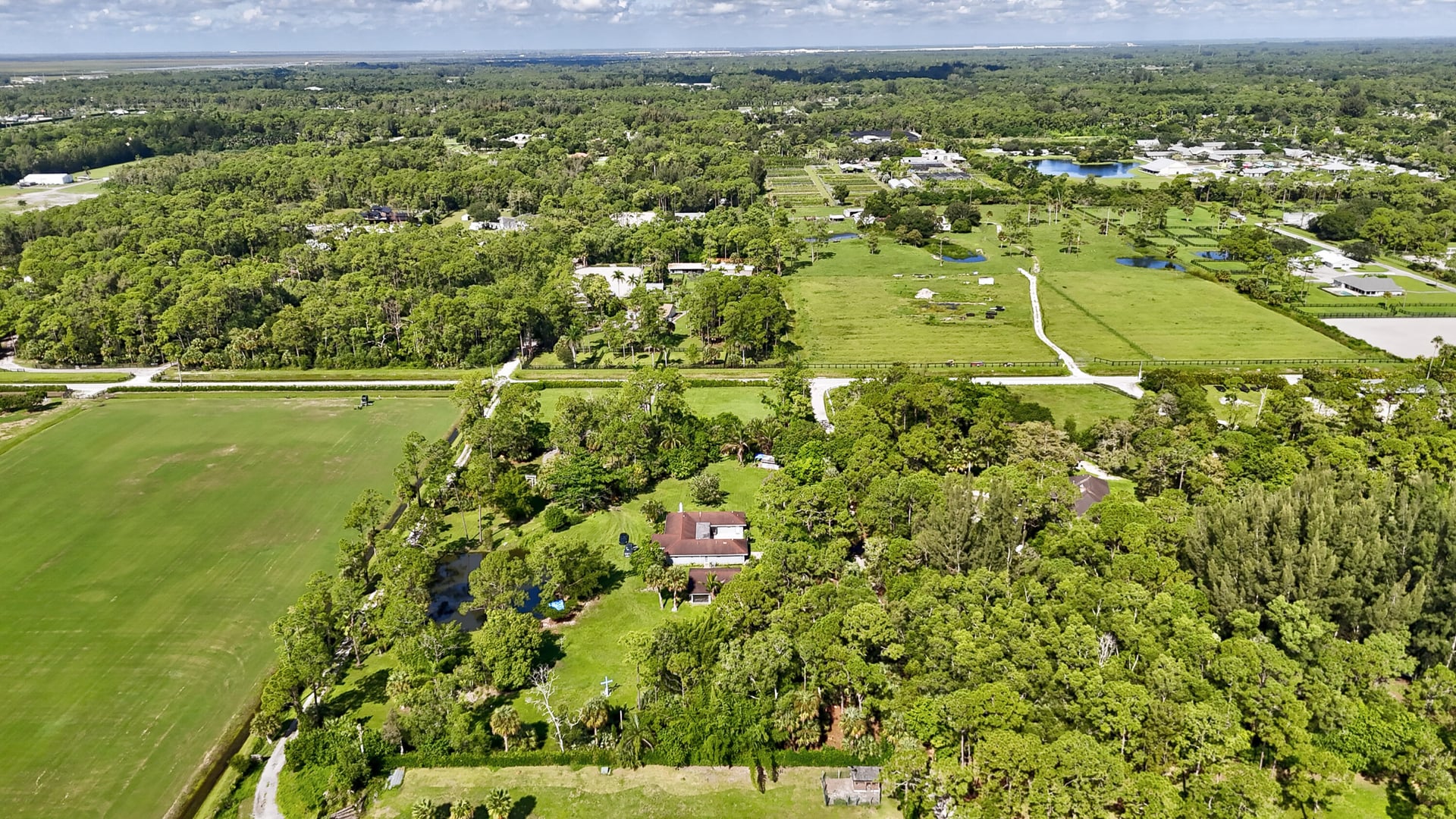 Residence photo 4