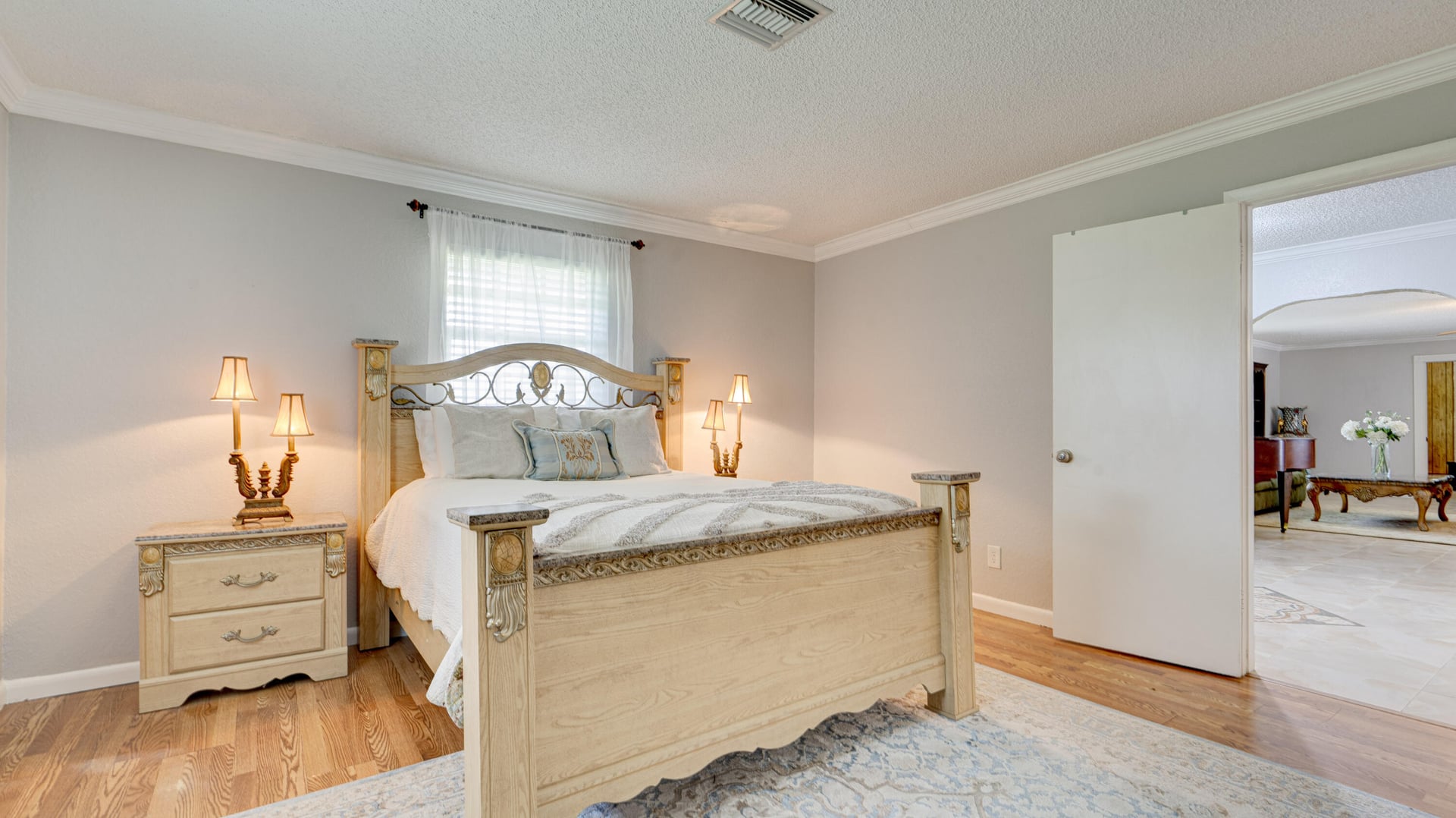 Residence photo 23