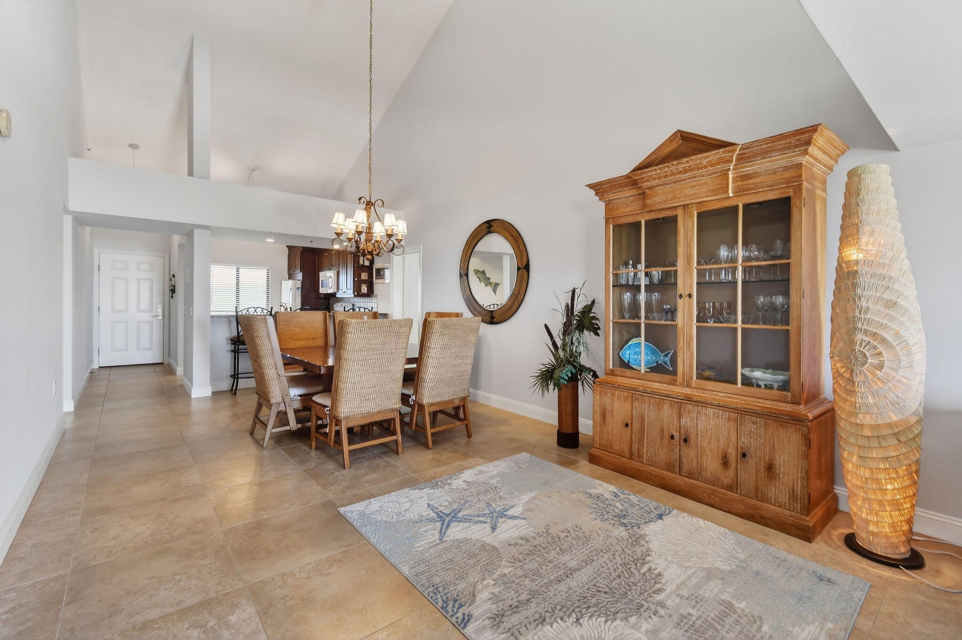 Unit 504 photo 11