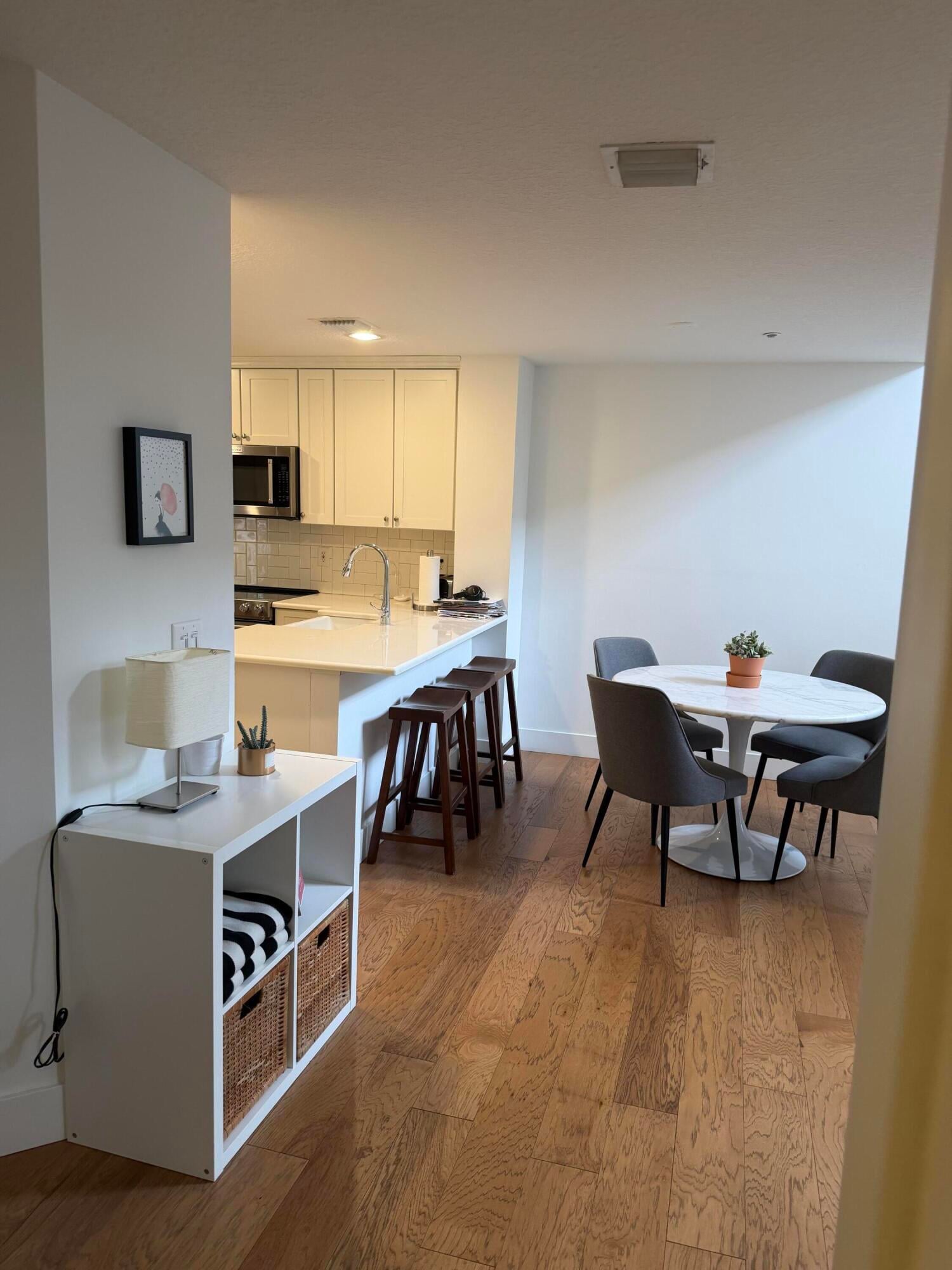 Unit 25 photo 27
