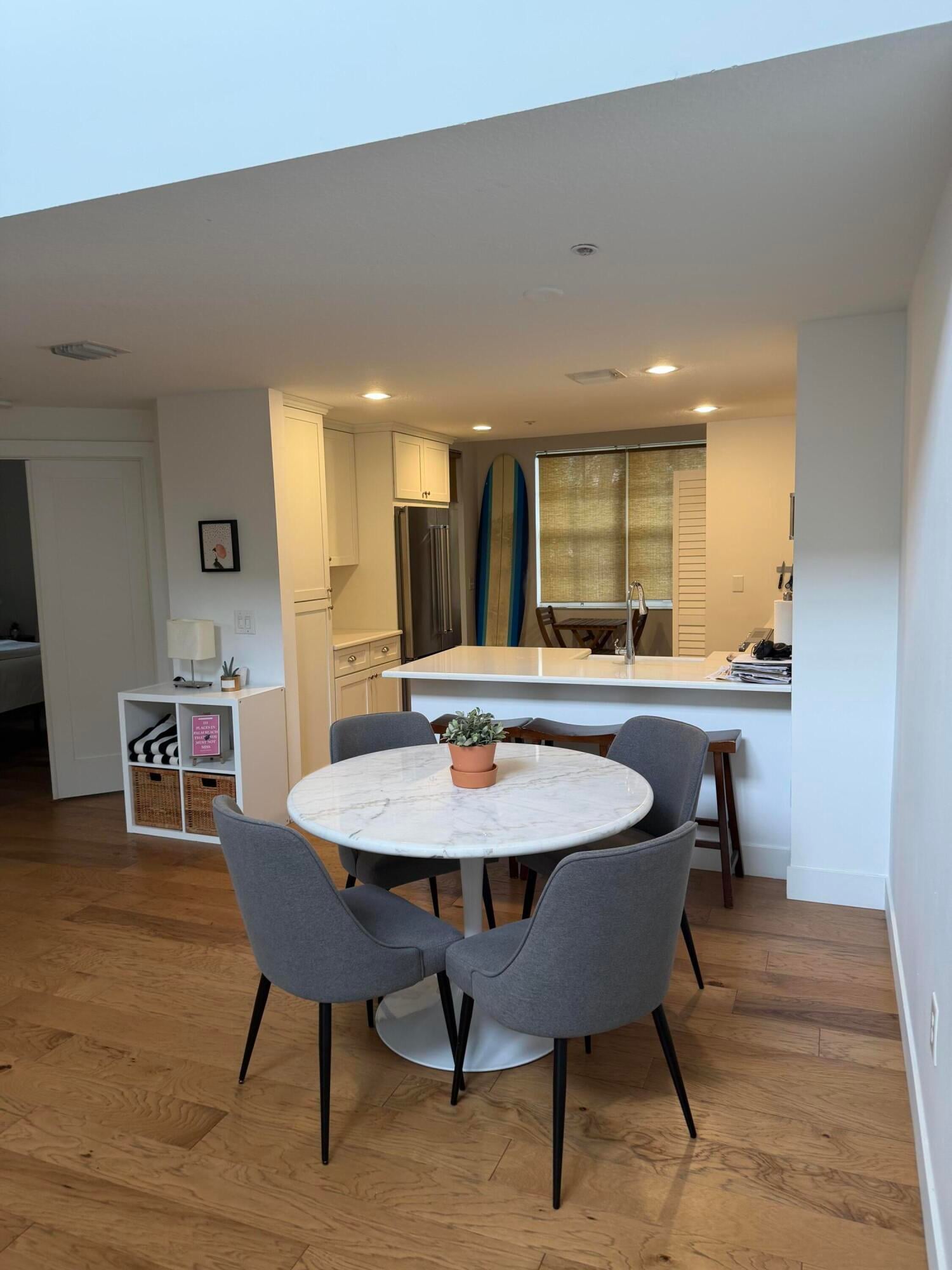 Unit 25 photo 31