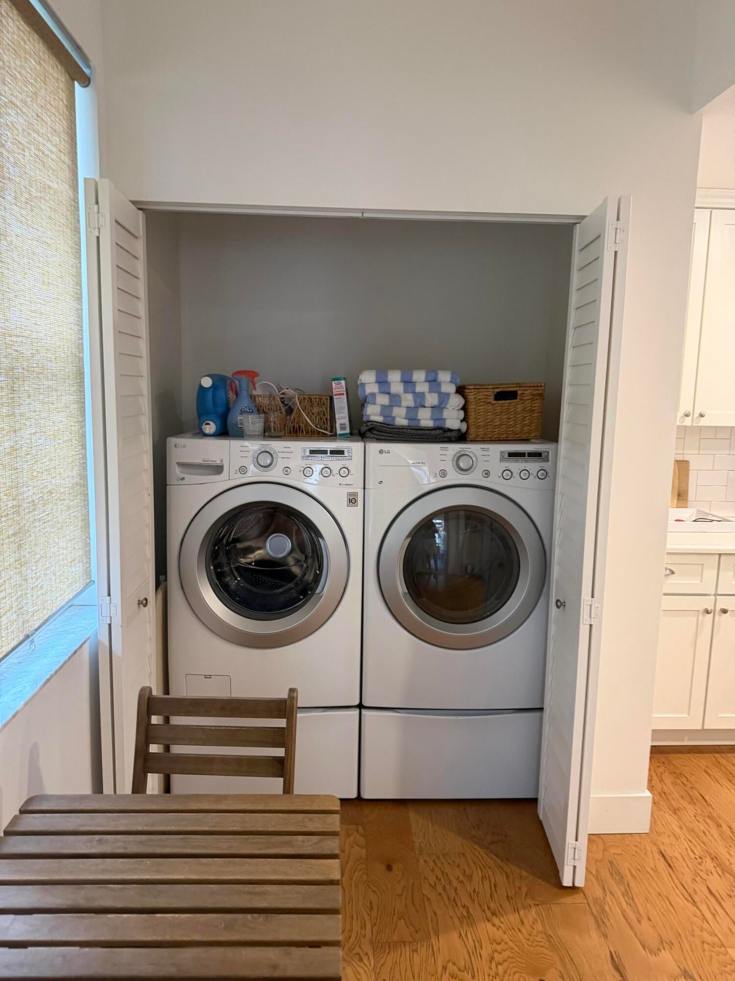 Unit 25 photo 32