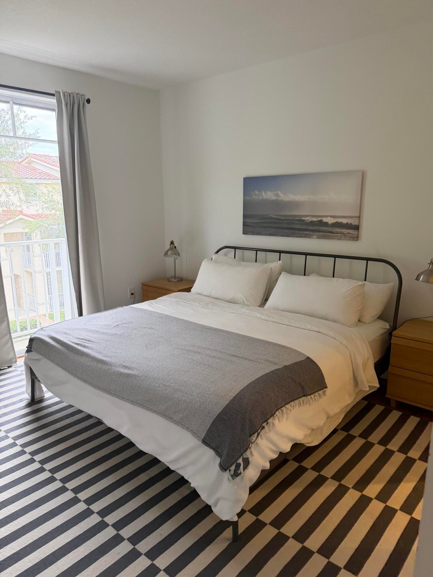 Unit 25 photo 43