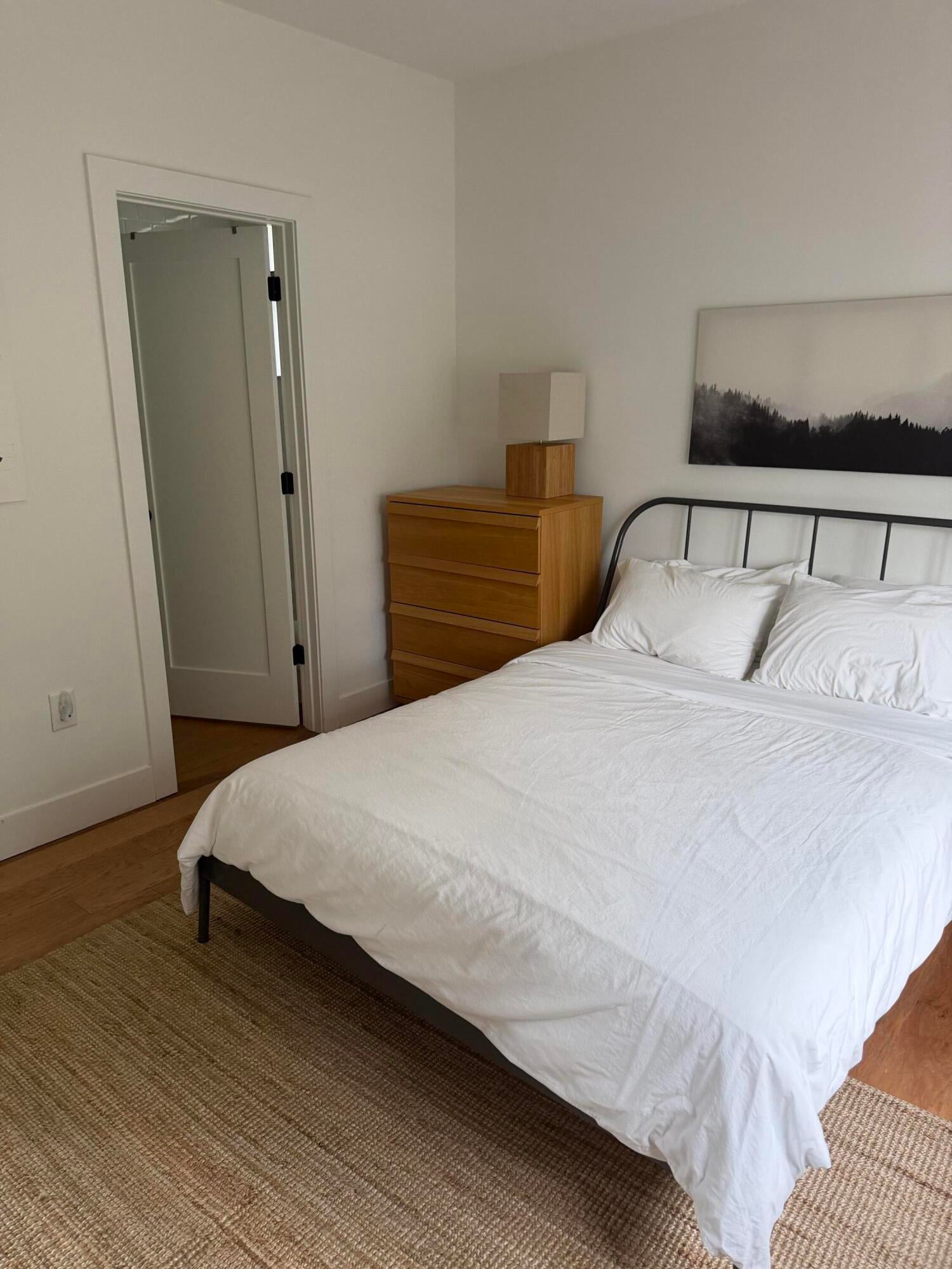 Unit 25 photo 51