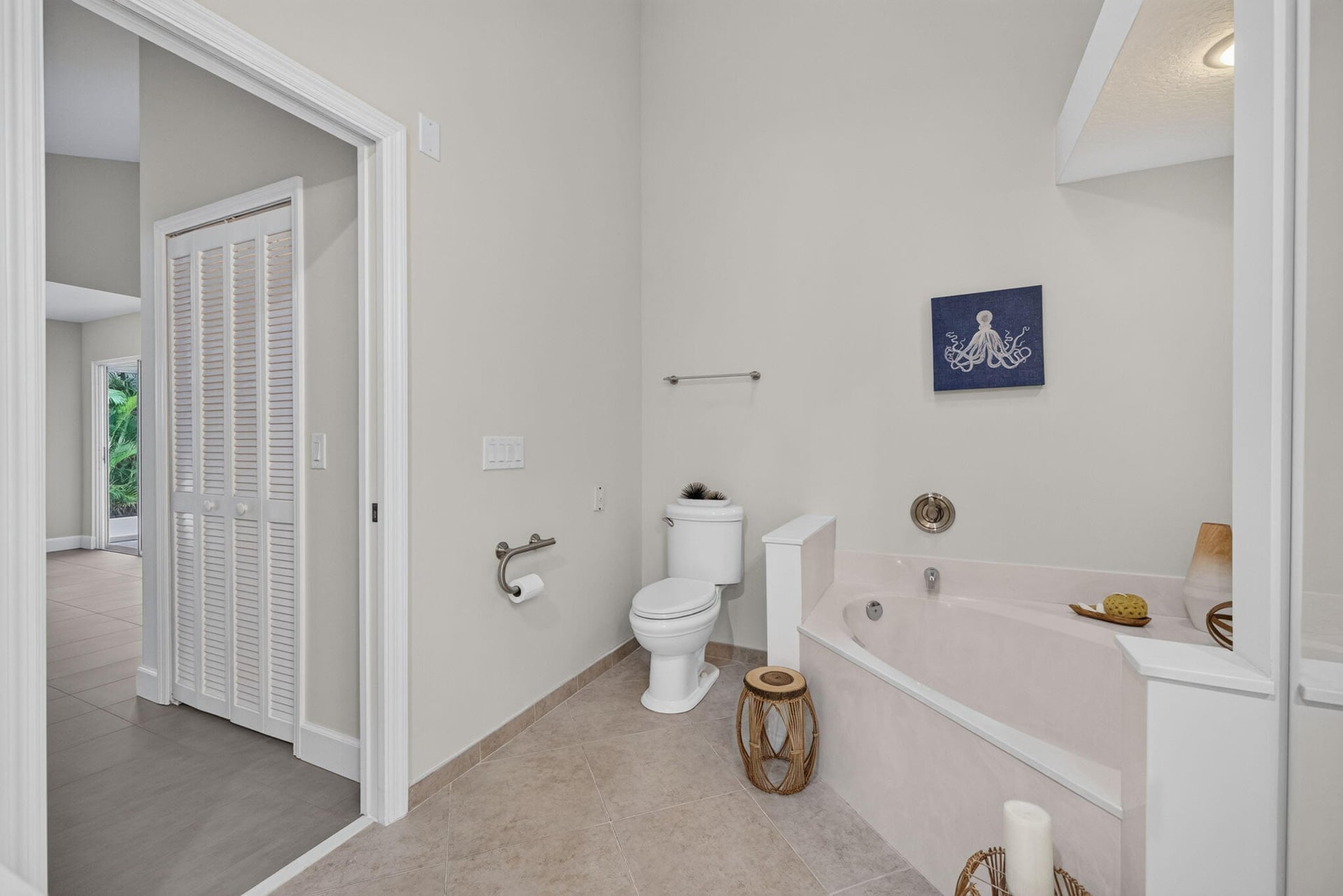 Residence photo 28