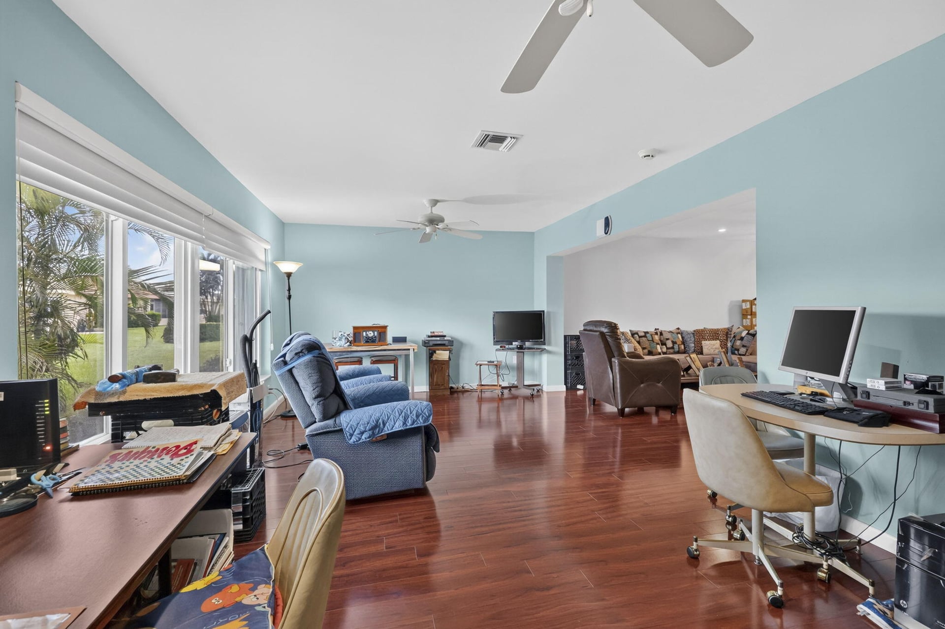 Unit 43 photo 27