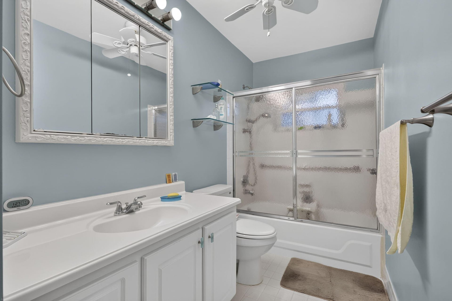 Unit 43 photo 32