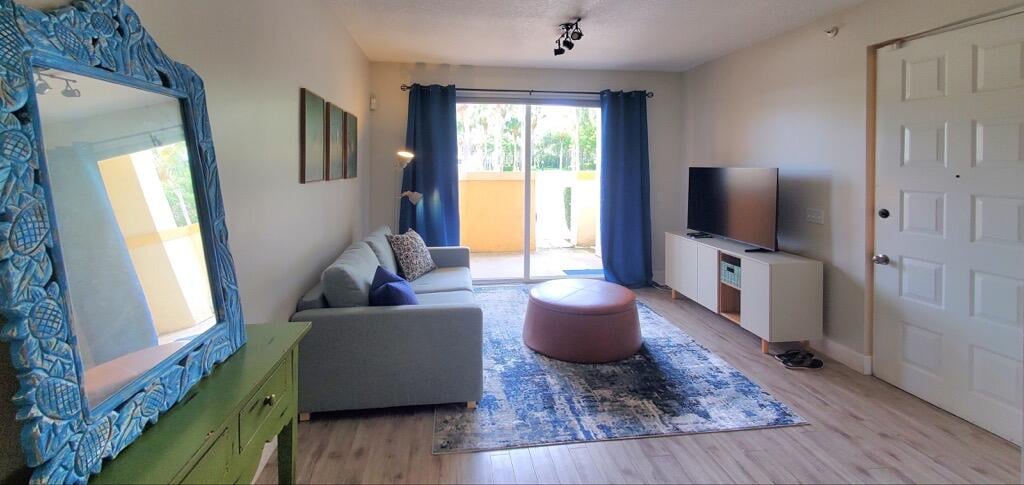 Unit 16 photo 2