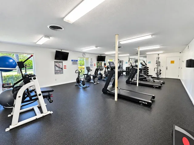 Unit 208 photo 33