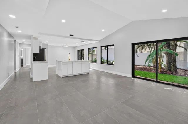  Residence photo 13