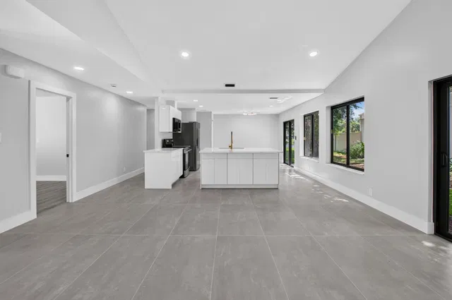  Residence photo 15
