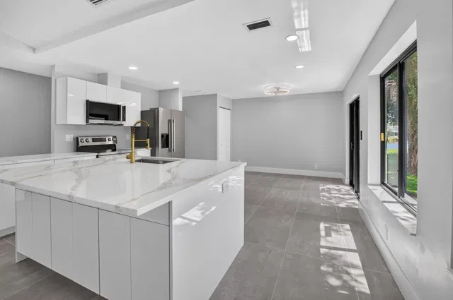  Residence photo 21