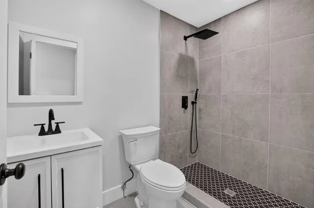  Residence photo 34