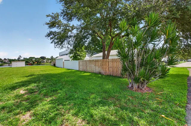  Residence photo 68