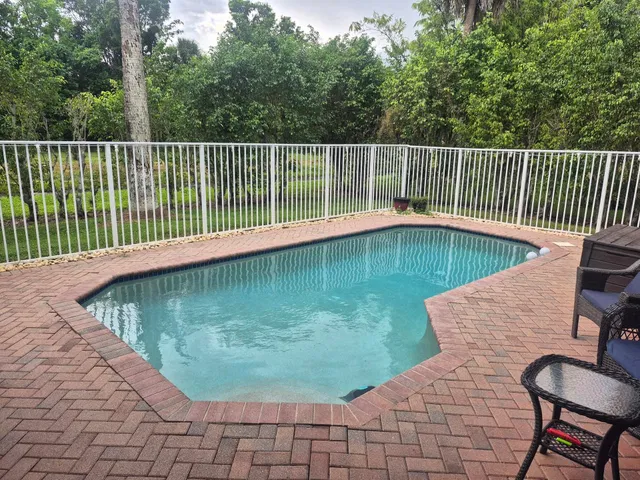  Residence photo 9