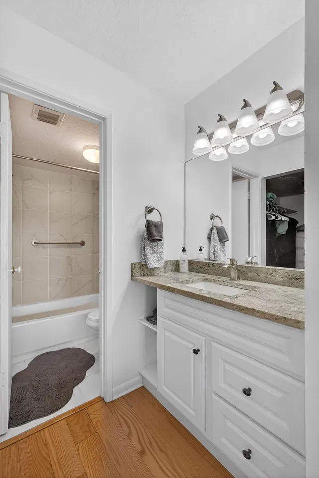 Eastpointe Country Club Unit 103 photo 12