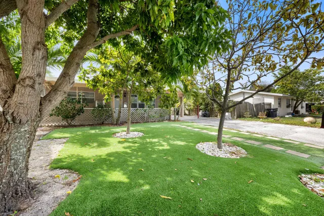 Residence photo 6
