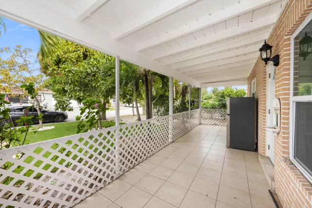 Residence photo 39