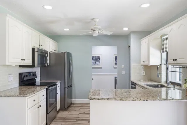  Residence photo 8