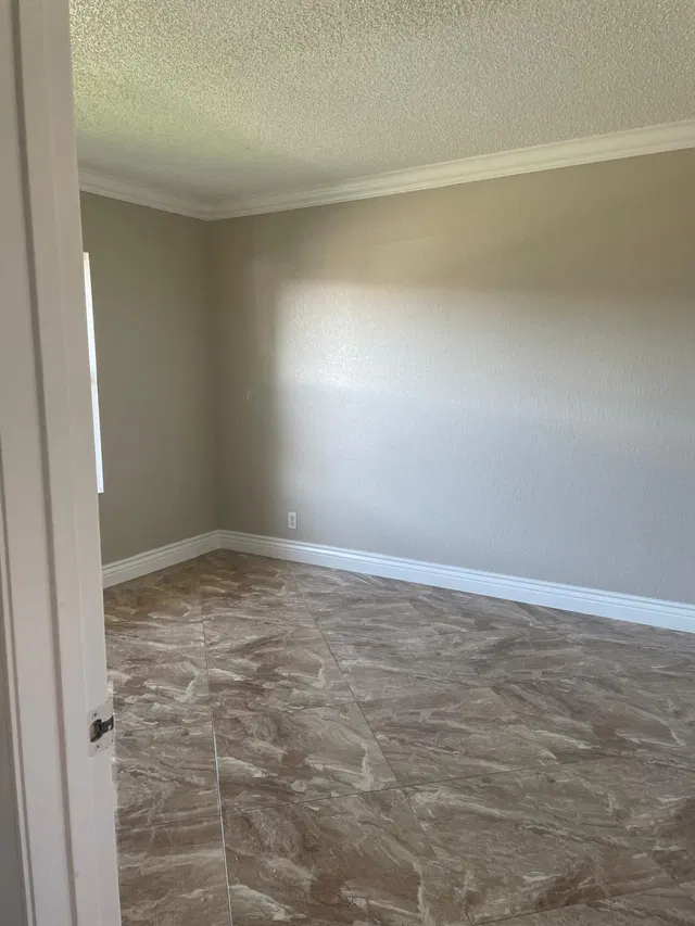 Residence photo 11