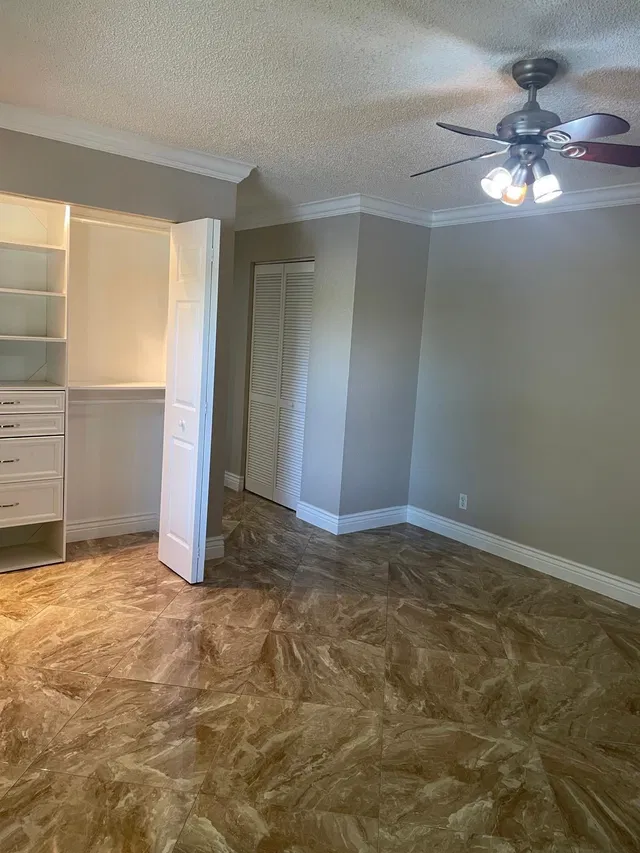 Residence photo 21