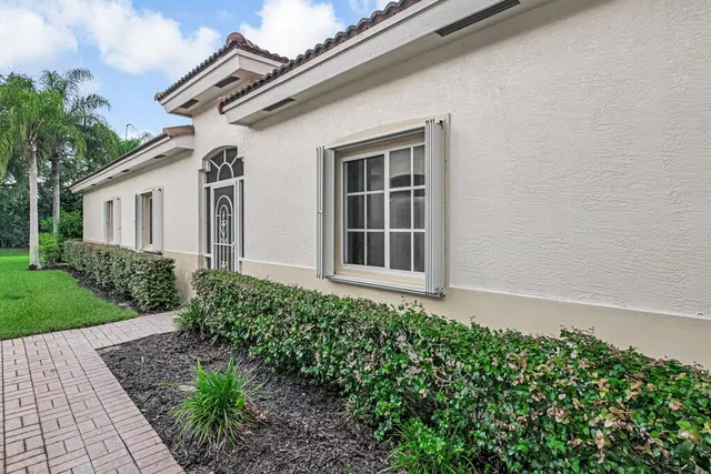 Residence photo 5
